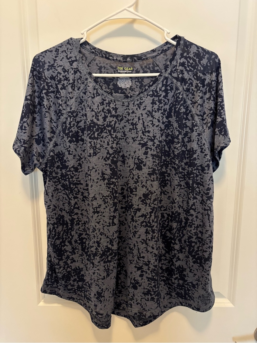 tek gear Navy Heather Short Sleeve Performance Tee with All-Over Print